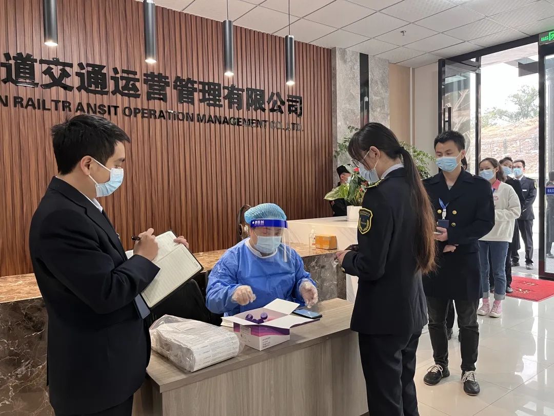 江跳鐵軍迎難而上 抗“疫”彰顯國(guó)企擔(dān)當(dāng)4.jpg